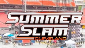 FOTO: WWE již začala stavět konstrukci pro sobotní SummerSlam