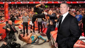 Spousta frustrace ve WWE kvůli, změně, kterou provedl Vince McMahon v RAW