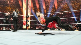 Spekulace o zásahu Dominika Mysteria do zápasu Becky Lynch vs. Liv Morgan