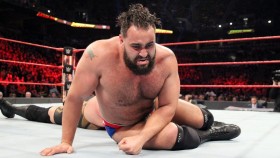 Rusev se ostříhal a za to dostal pokutu od WWE