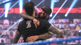 Byl odhalen velký plán WWE pro The Usos a frakci Romana Reignse