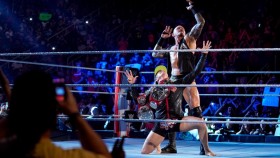 WWE RAW (25.10.2021)