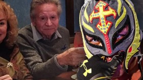 Rey Mysterio truchlí nad ztrátou svého otce