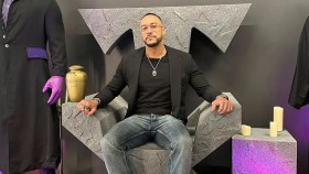 Damian Priest vůbec neví, proč dostal přezdívku „Bisexuální Undertaker“