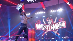 WWE Championship zápas držel diváky při sledování RAW