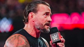 CM Punk v show RAW předá vzkaz Drew McIntyreovi