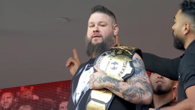 Kevin Owens se prohlašuje za „skutečného šampiona WWE”