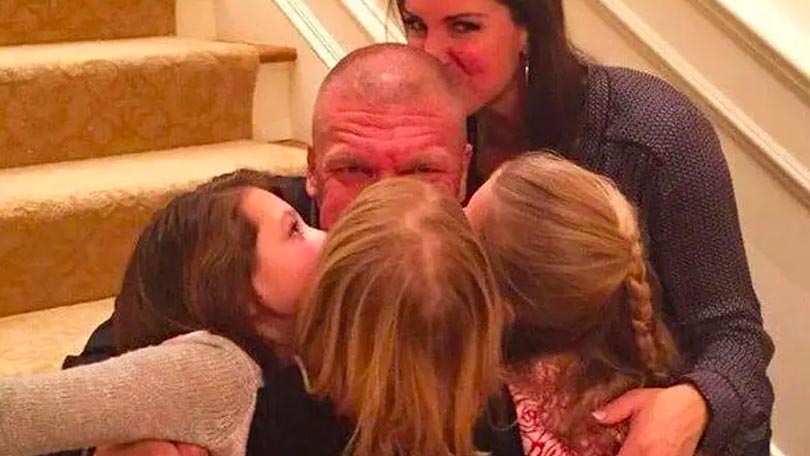 Triple H & Stephanie McMahon se svými dcerami