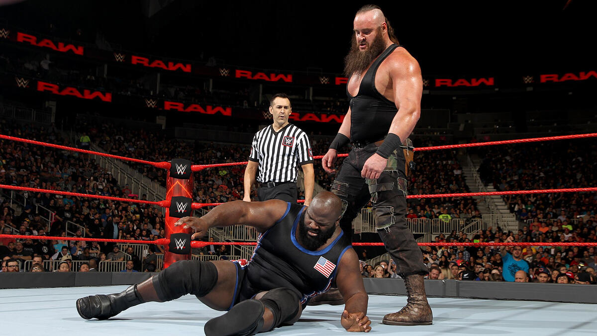 Mark Henry vs. Braun Strowman