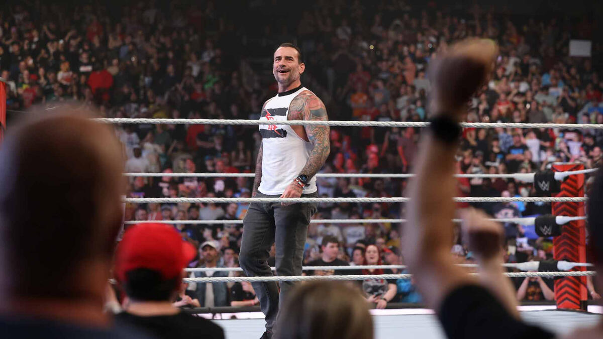 CM Punk požádal fanoušky, aby ho přestali pronásledovat