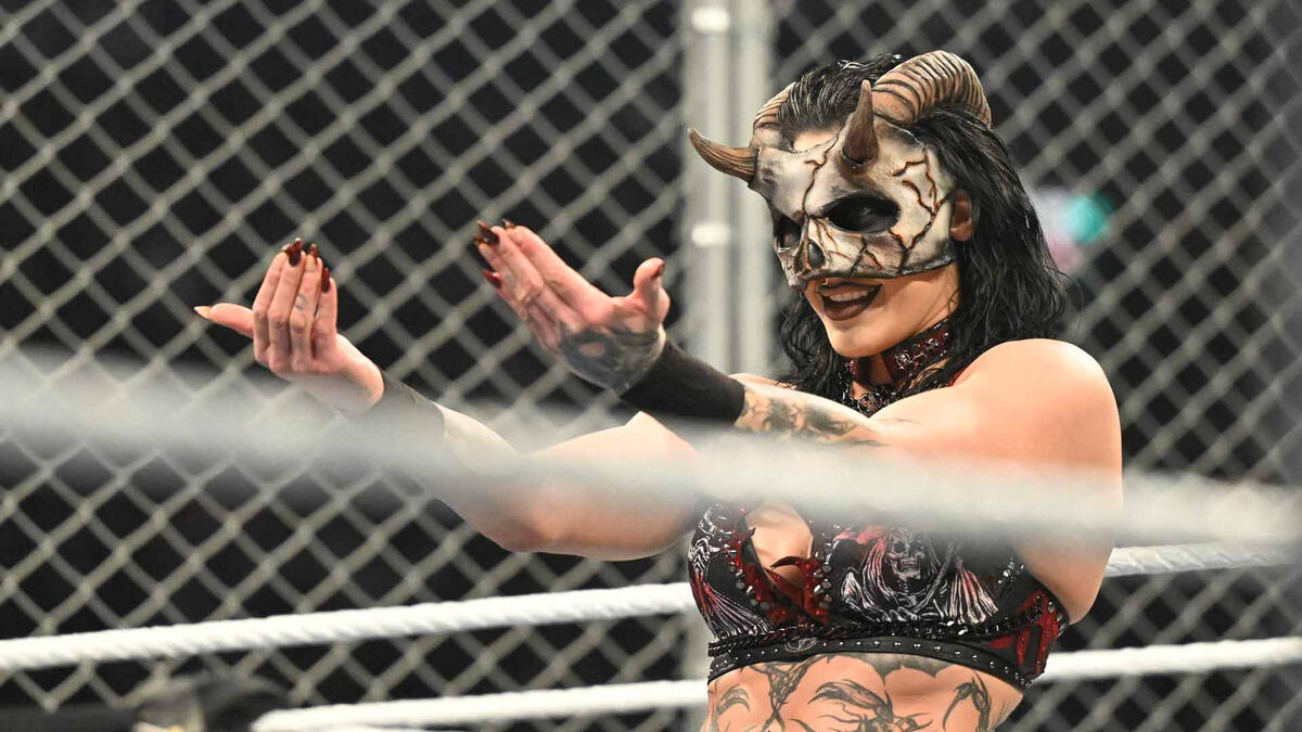 Zajímavost o masce Rhey Ripley na WWE Survivor Series