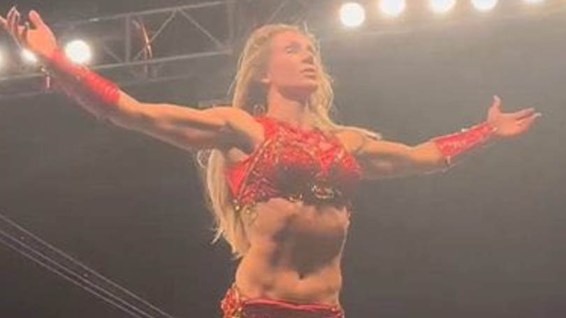 Charlotte Flair na WWE Live Eventu, Překvapivý návrat v NXT a šokující prohra Gablea Stevesona