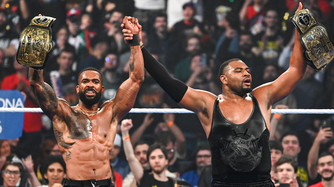 The Street Profits debutovali s novou nástupovkou