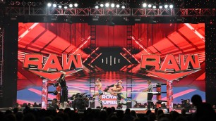 WWE RAW