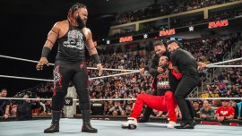 Videa (videos) - WWE RAW